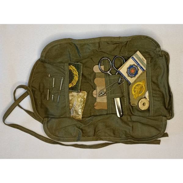 US Army 39/45 trousse de couture réglementaire GI’s WW2 authentique