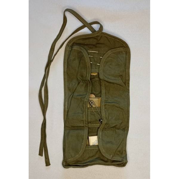 Trousse de couture US Army GI’s WW2 réglementaire