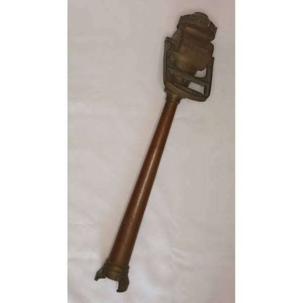 Lance à incendie grand modèle pompier authentique de collection