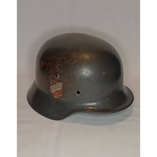 coque de casque allemand modèle 1935 Luftwaffe avec double insigne