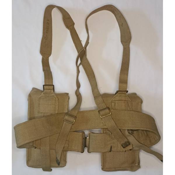 Acheter un ensemble Web 37 britannique original avec ceinturon, pouchs et brelage complet