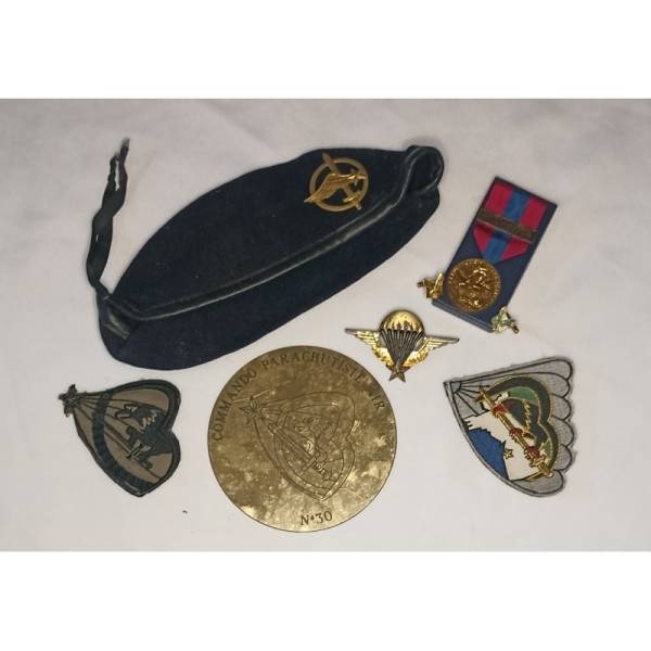 souvenir militaire authentique d’un ancien commando parachutiste de l’Air